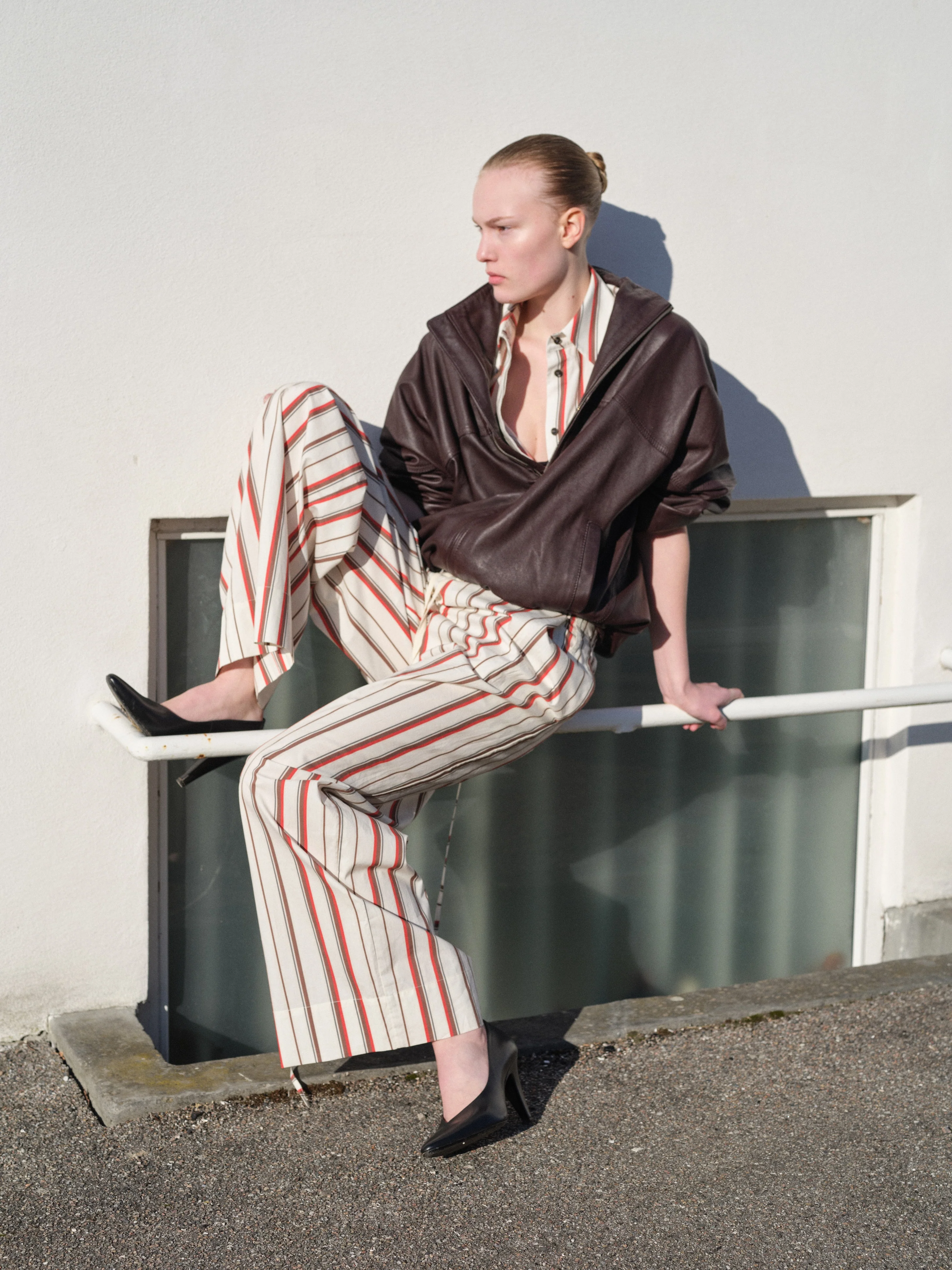 Alva Drawstring Pant - Image 2